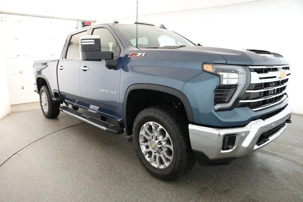 used 2025 Chevrolet Silverado 3500 car, priced at $74,995