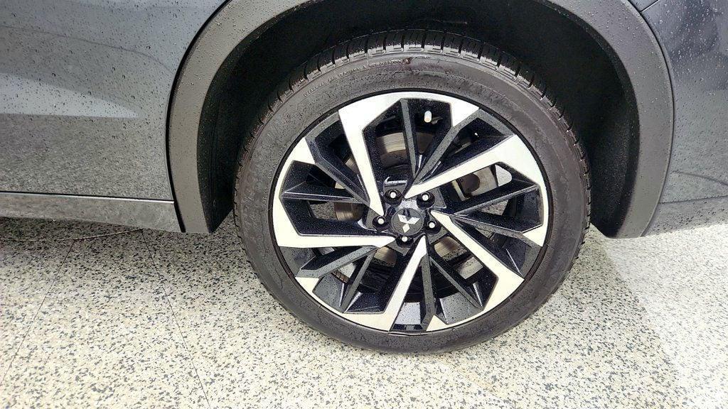 used 2024 Mitsubishi Outlander car, priced at $25,995
