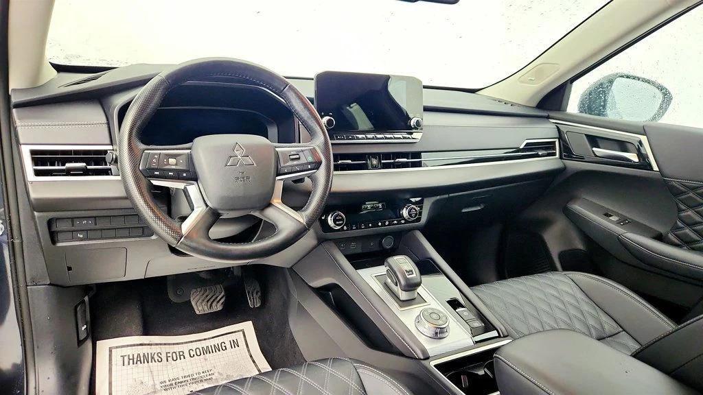 used 2024 Mitsubishi Outlander car, priced at $25,995