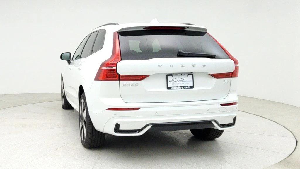used 2024 Volvo XC60 Recharge Plug-In Hybrid car, priced at $39,495