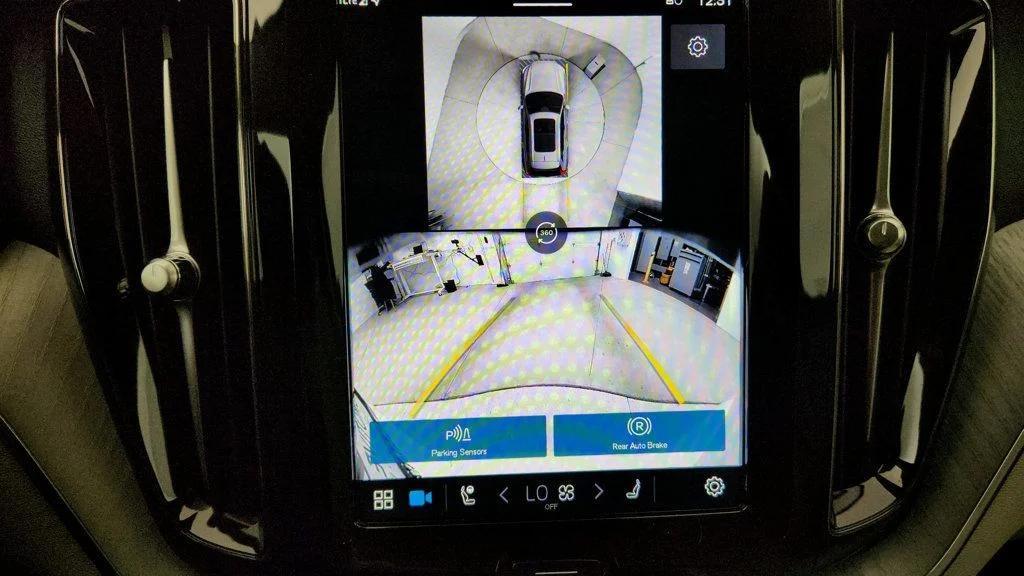 used 2024 Volvo XC60 Recharge Plug-In Hybrid car, priced at $39,495