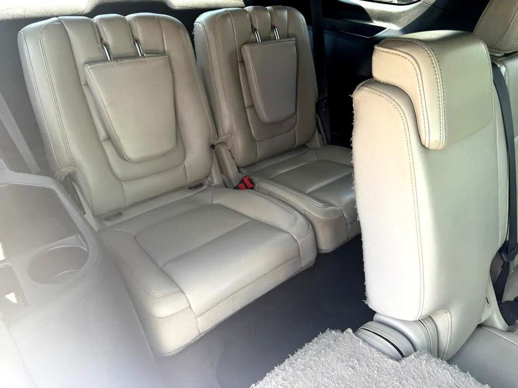2012 Green Ford Explorer