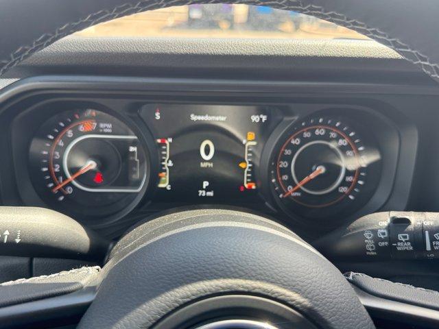 new 2025 Jeep Wrangler car, priced at $51,270