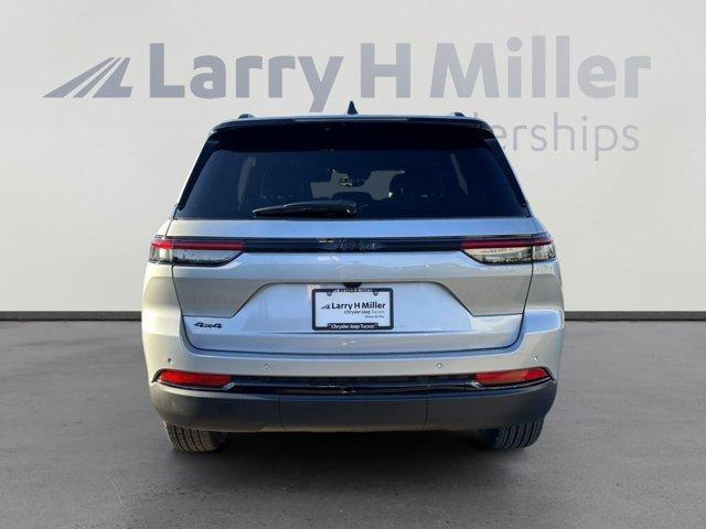 new 2025 Jeep Grand Cherokee car, priced at $41,050