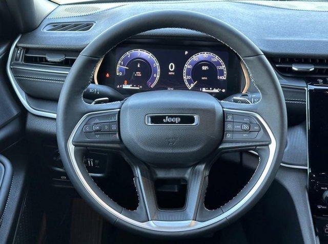 new 2025 Jeep Grand Cherokee car, priced at $41,050