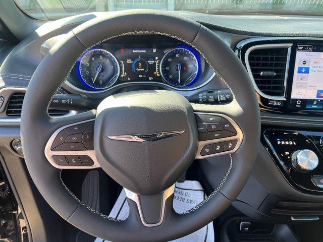 new 2026 Chrysler Pacifica car, priced at $39,240