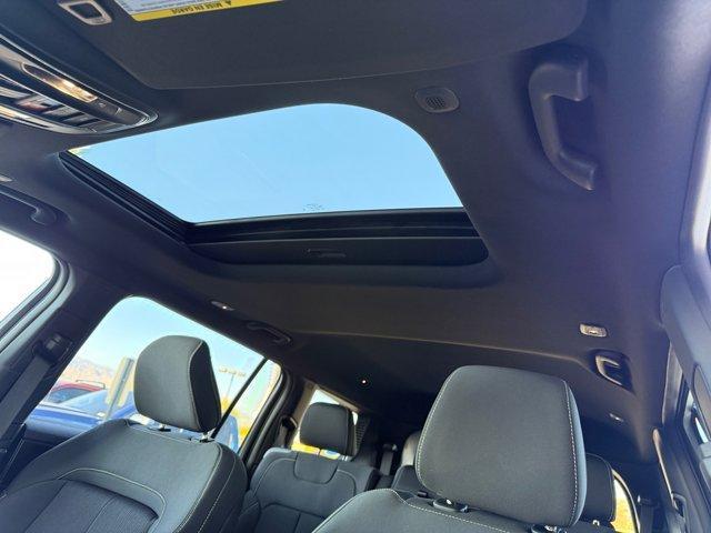 new 2025 Jeep Grand Cherokee L car, priced at $39,371