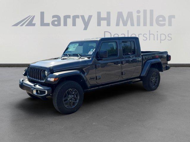 new 2025 Jeep Gladiator car, priced at $43,945