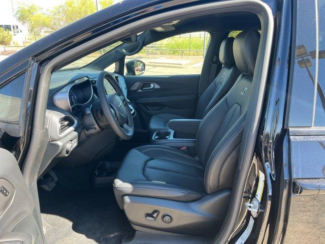 new 2026 Chrysler Pacifica car, priced at $43,410
