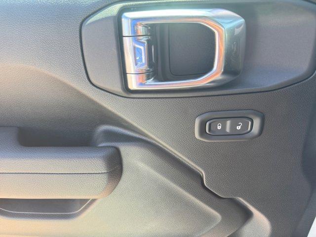 new 2026 Jeep Wrangler car, priced at $42,470