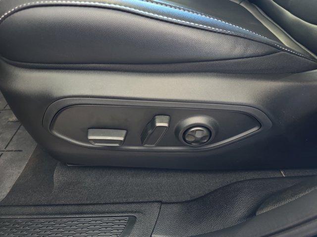 new 2025 Jeep Grand Cherokee L car, priced at $41,958