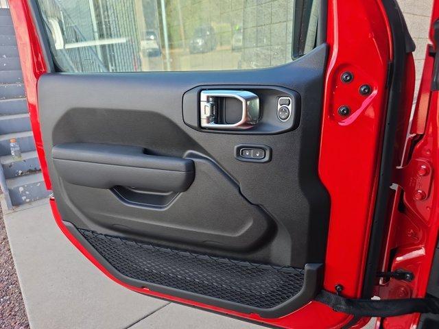 new 2025 Jeep Wrangler car, priced at $44,502