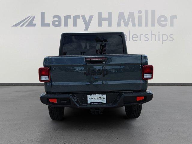 new 2025 Jeep Gladiator car, priced at $40,195