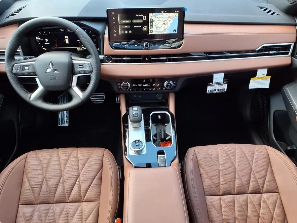 new 2025 Mitsubishi Outlander car, priced at $46,125