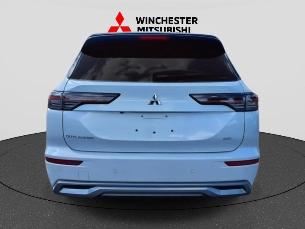 new 2025 Mitsubishi Outlander car, priced at $46,125