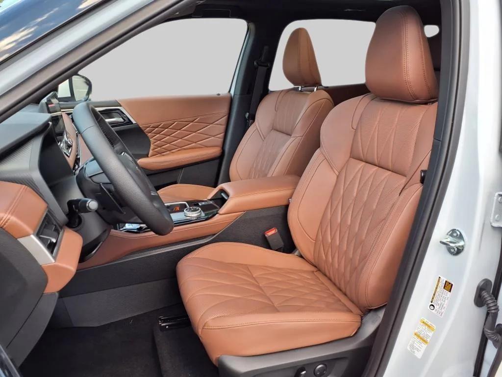 new 2025 Mitsubishi Outlander car, priced at $46,125