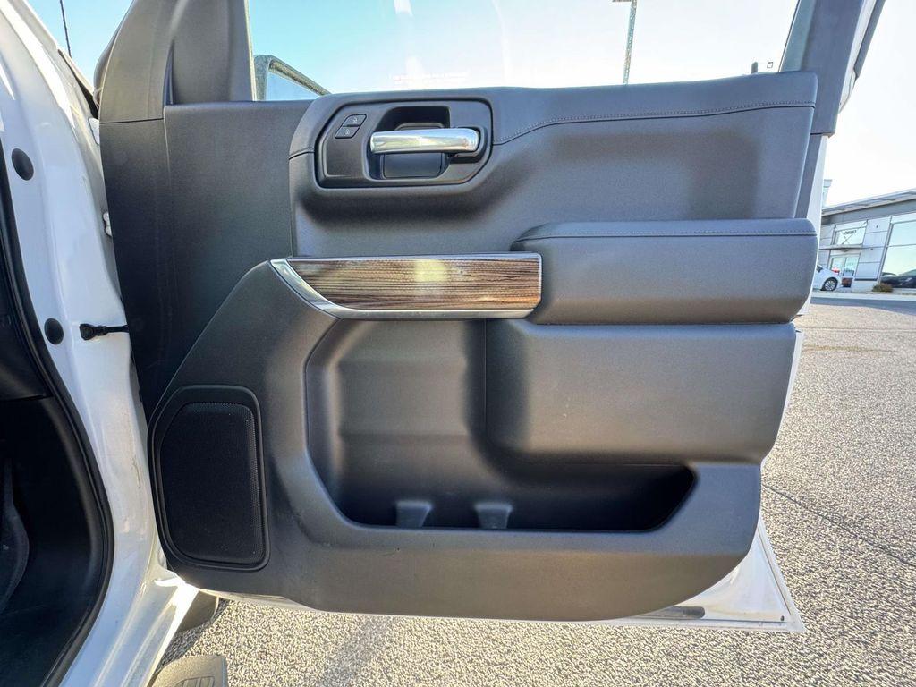 used 2021 Chevrolet Silverado 1500 car, priced at $29,245