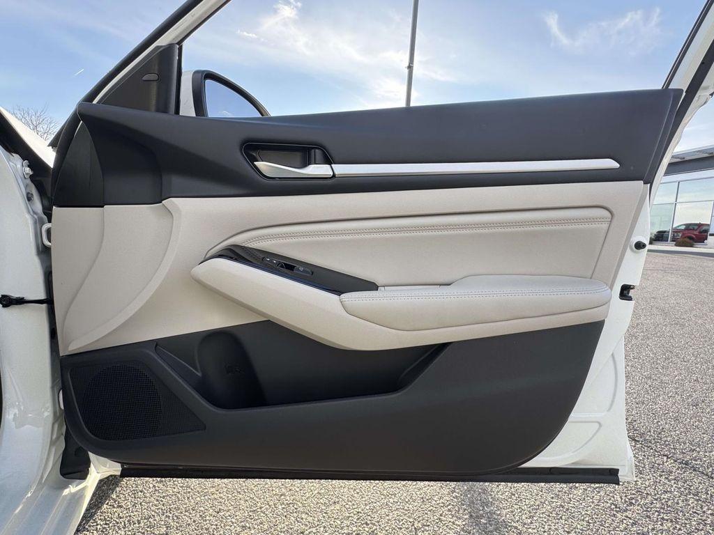 used 2022 Nissan Altima car, priced at $22,995