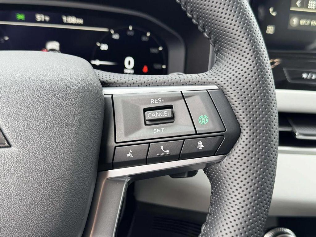 new 2025 Mitsubishi Outlander car, priced at $42,100