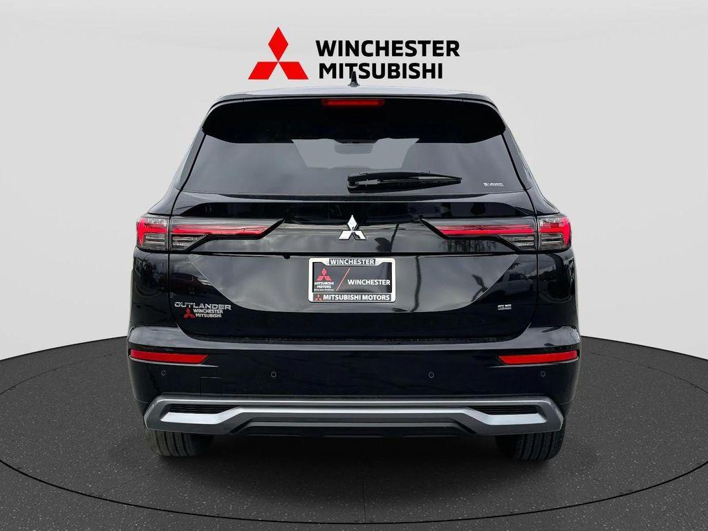 new 2025 Mitsubishi Outlander car, priced at $42,100