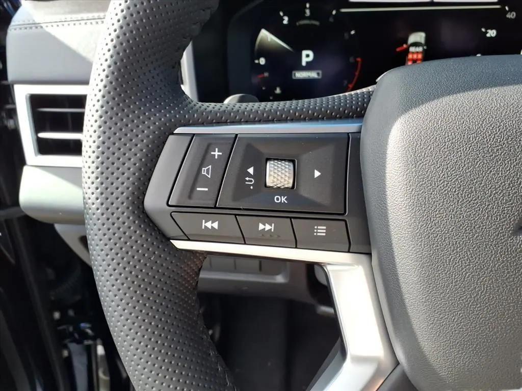 new 2025 Mitsubishi Outlander car, priced at $41,250