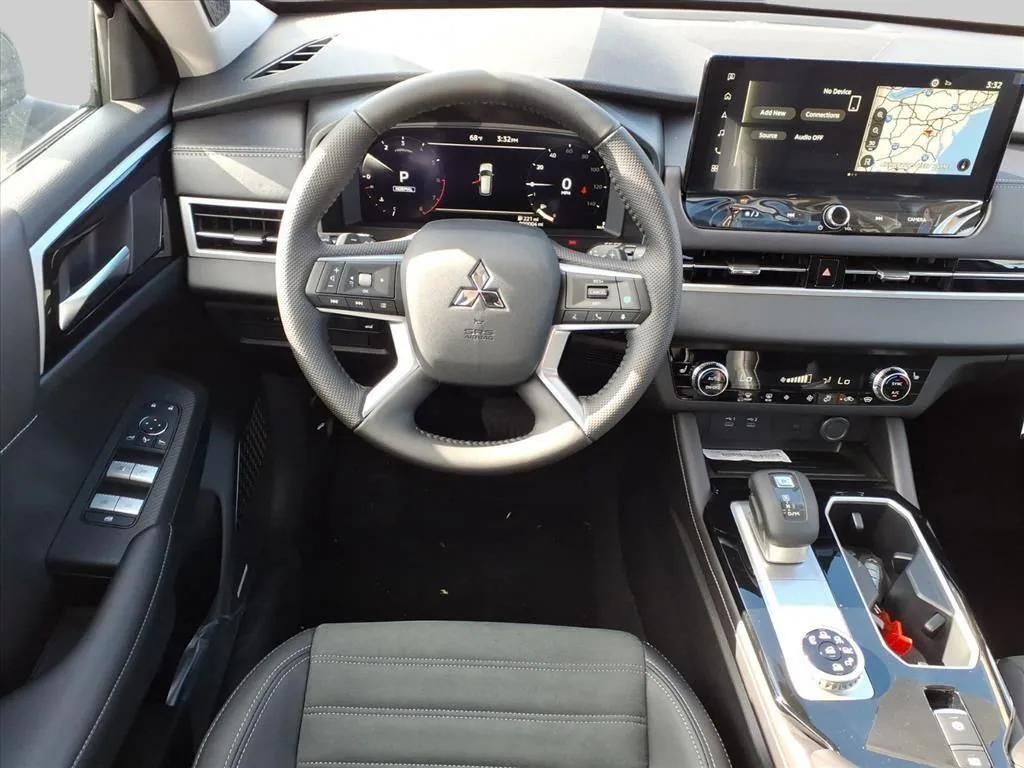 new 2025 Mitsubishi Outlander car, priced at $41,250