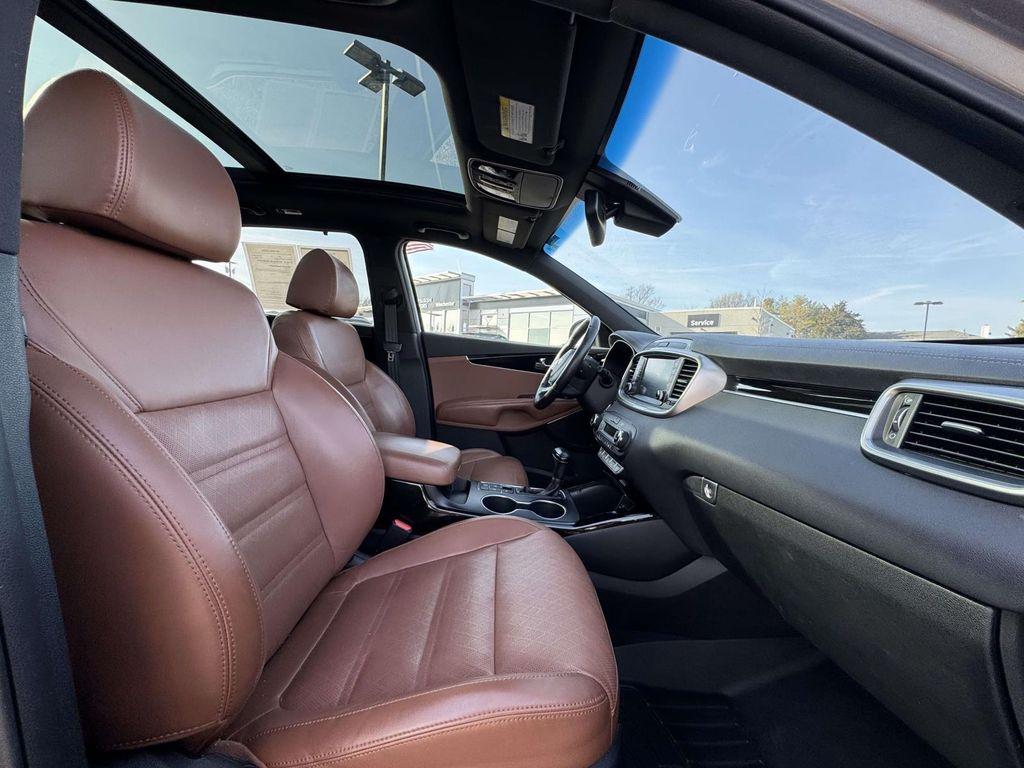 used 2019 Kia Sorento car, priced at $22,391