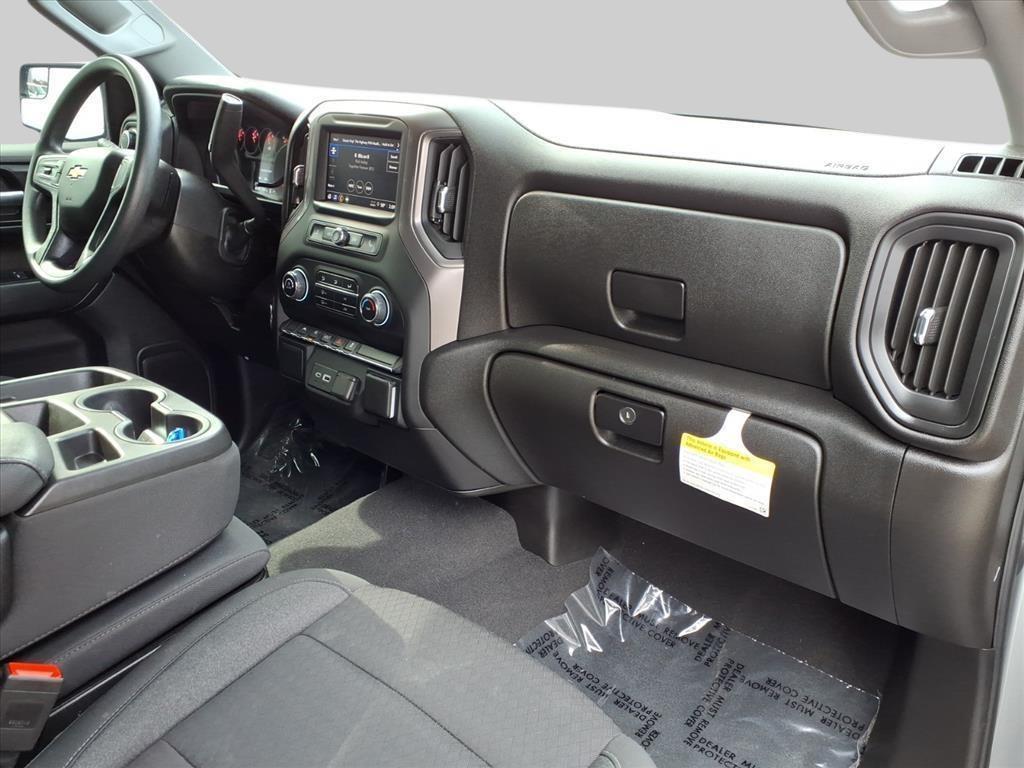 used 2024 Chevrolet Silverado 1500 car, priced at $31,601