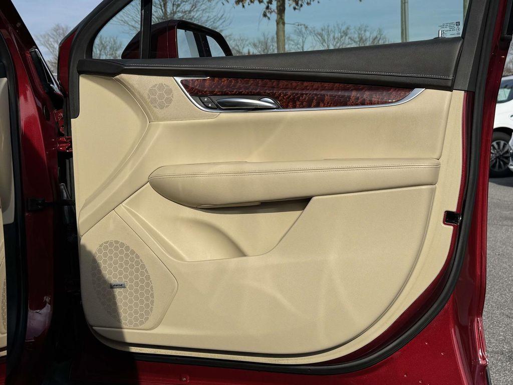 used 2017 Cadillac XT5 car, priced at $15,878