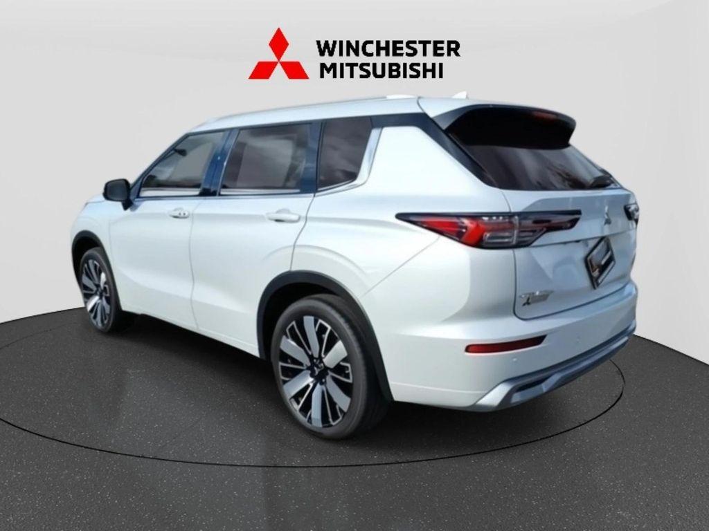new 2025 Mitsubishi Outlander car, priced at $43,860