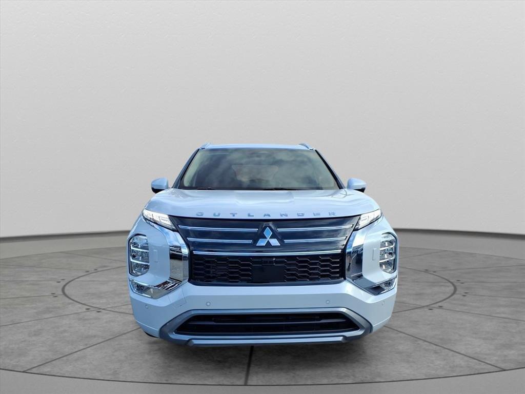 new 2025 Mitsubishi Outlander car, priced at $43,860