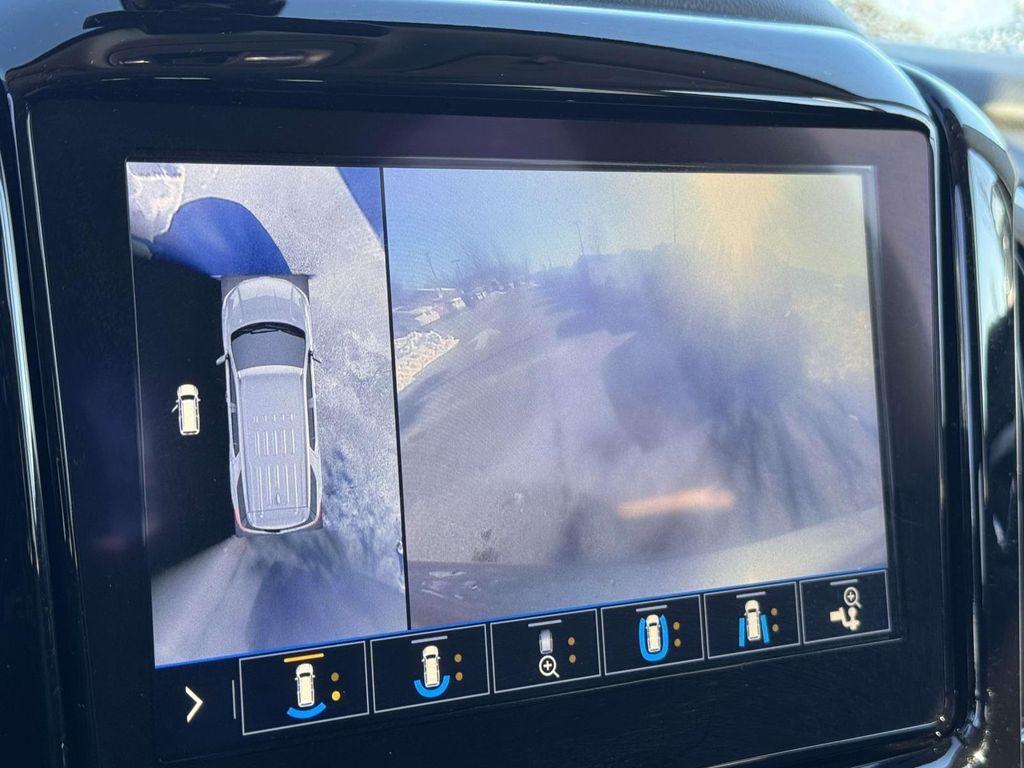 used 2021 Chevrolet Traverse car, priced at $26,160