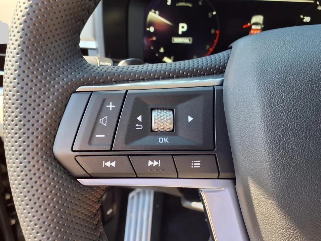 new 2025 Mitsubishi Outlander car, priced at $45,640