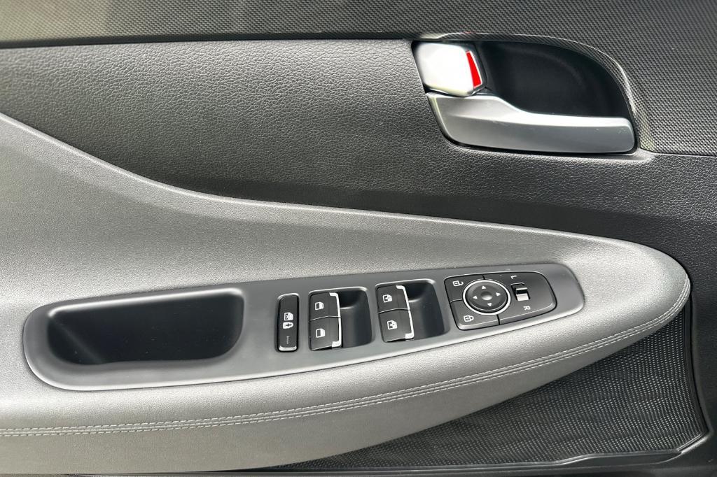 used 2023 Hyundai Santa Fe car, priced at $23,921