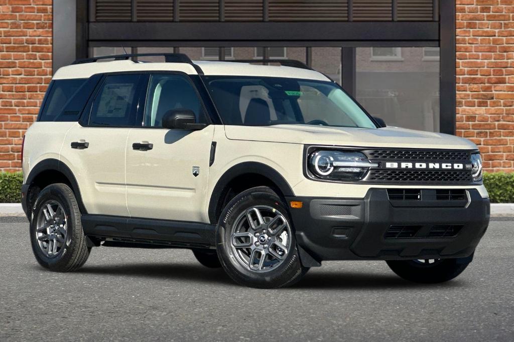 new 2025 Ford Bronco Sport car, priced at $34,085