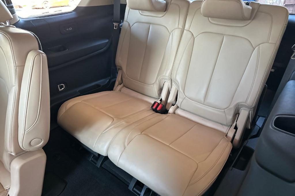 used 2021 Jeep Grand Cherokee L car, priced at $26,695