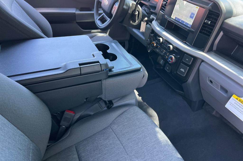 new 2025 Ford F-250 car, priced at $67,995