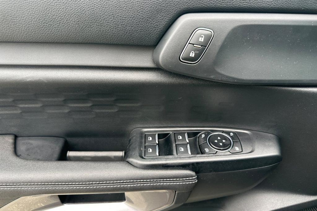 new 2025 Ford Ranger car, priced at $43,875