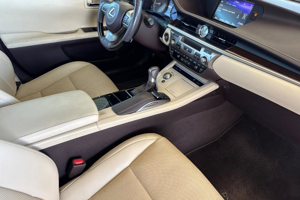 used 2018 Lexus ES 350 car, priced at $26,900