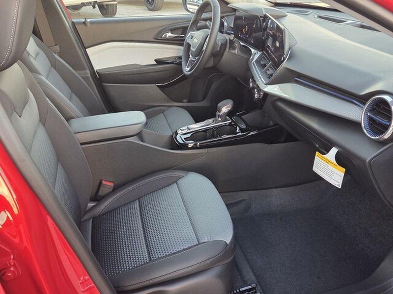 new 2026 Chevrolet Trax car, priced at $25,485