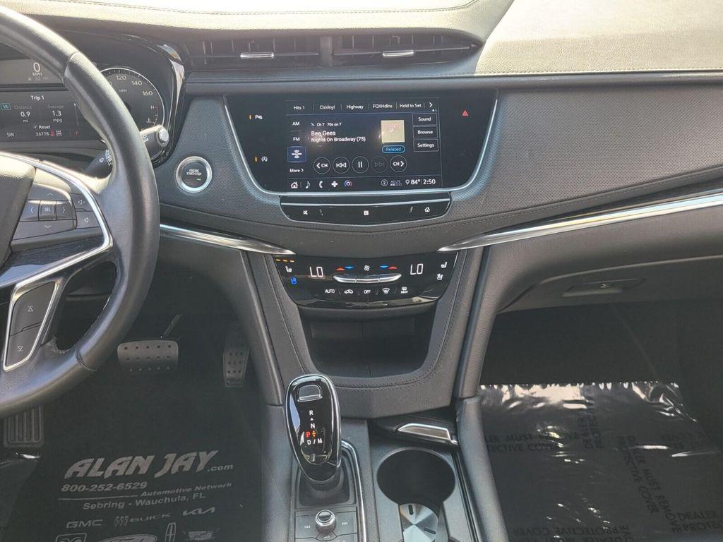 used 2020 Cadillac XT5 car, priced at $33,281