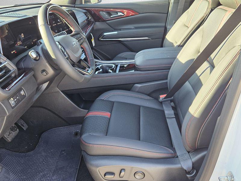 new 2026 Chevrolet Traverse car, priced at $59,790