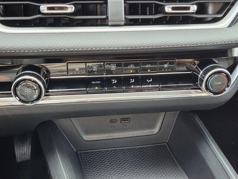 new 2026 Chevrolet Equinox car, priced at $31,240