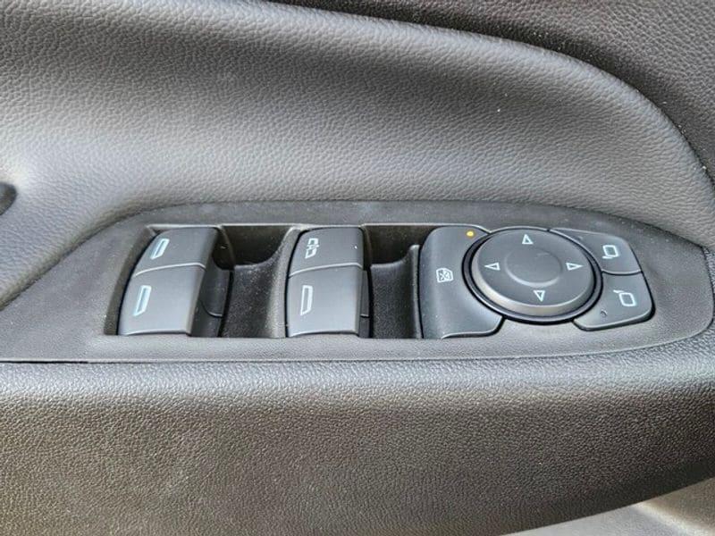 used 2024 Chevrolet Equinox car, priced at $25,991