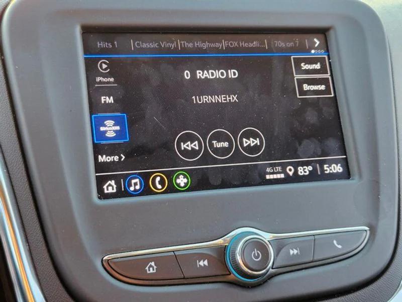 used 2024 Chevrolet Equinox car, priced at $25,991