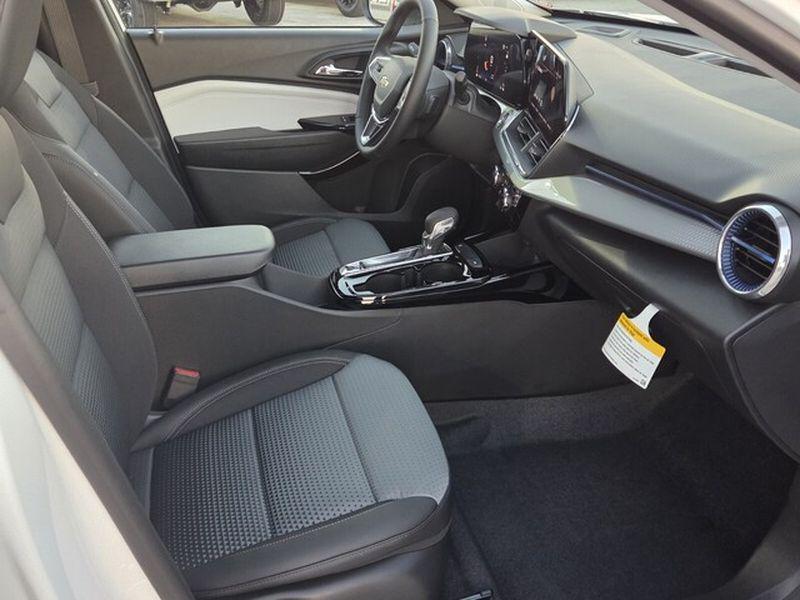 new 2026 Chevrolet Trax car, priced at $25,635