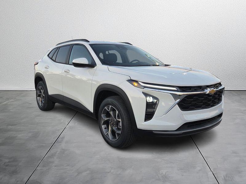 new 2026 Chevrolet Trax car, priced at $25,635