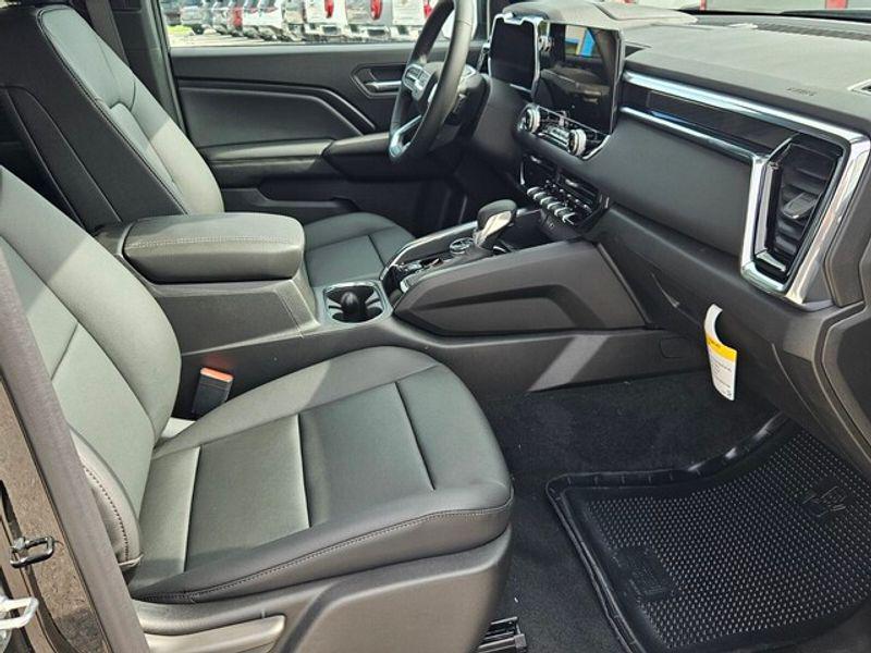 new 2025 GMC Canyon car, priced at $47,195