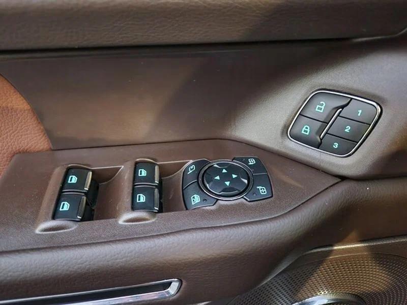 used 2024 Ford Expedition car, priced at $71,995