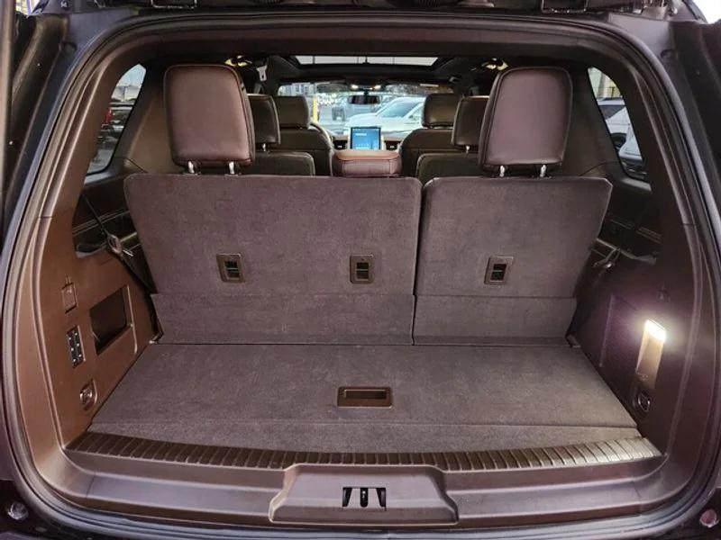 used 2024 Ford Expedition car, priced at $62,983